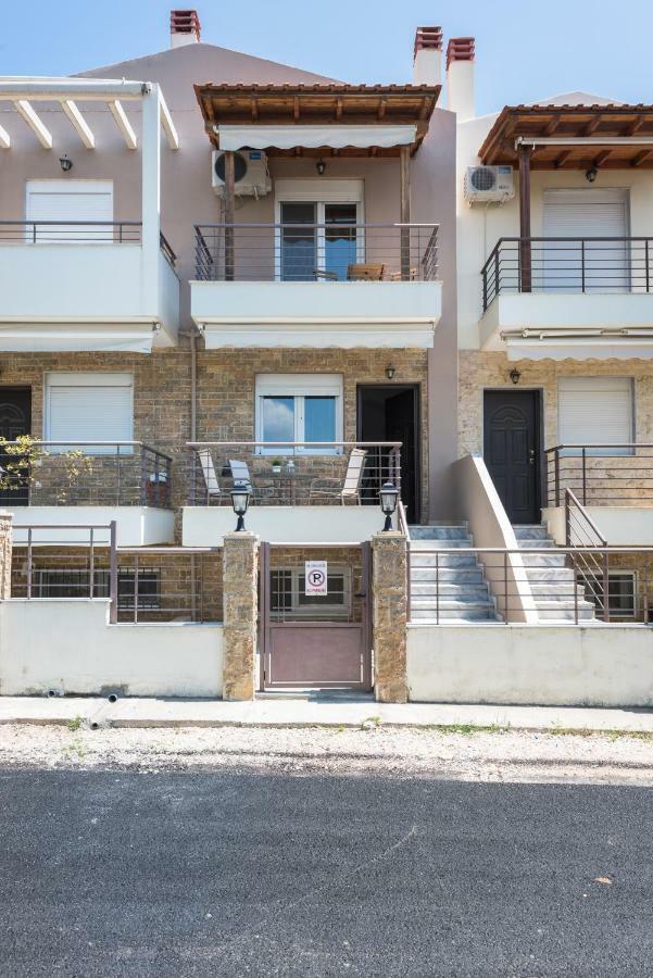 Nikiti Maisonette On The Beach By Luxlikehome Nikiti (Sithonia) Exterior photo